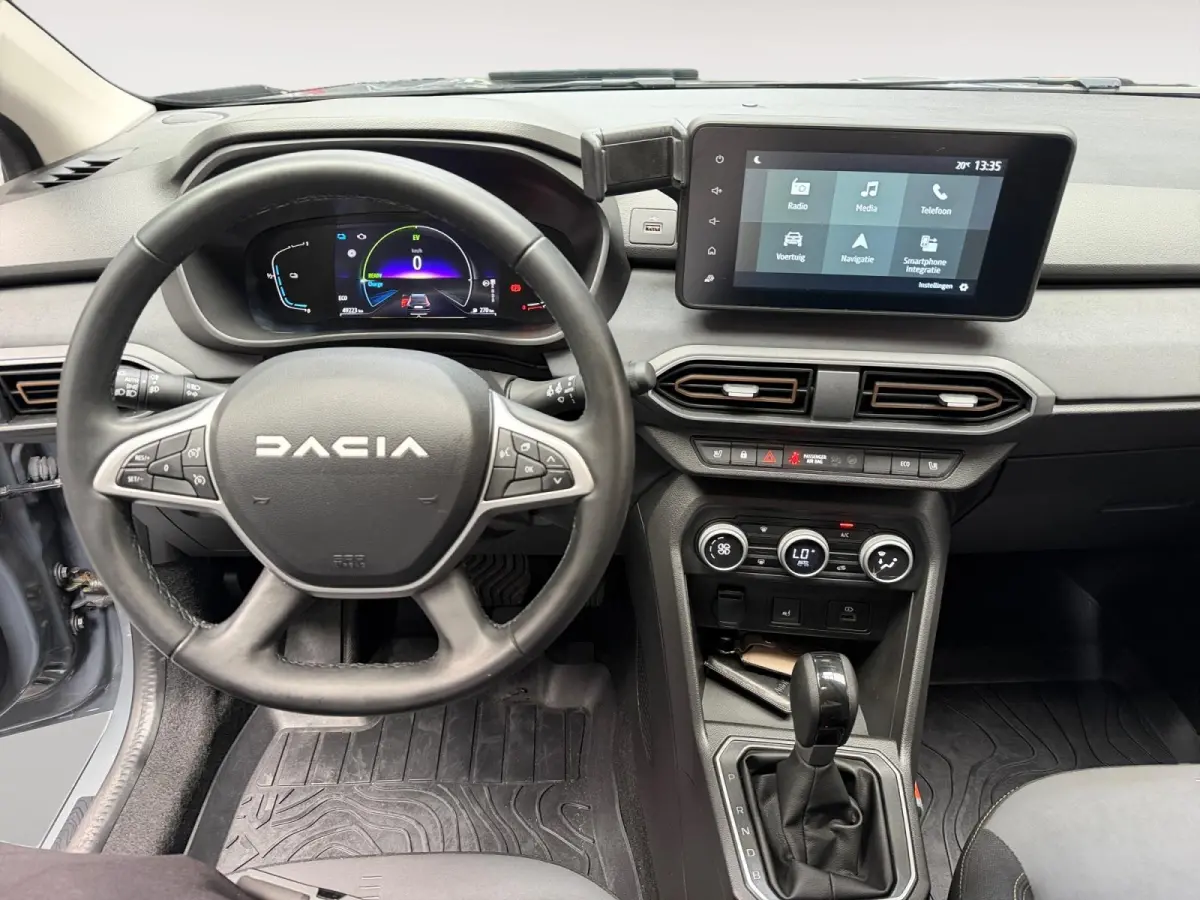 1.6 Hybrid 140 Extreme 7p. ZUINIG | RUIM | Stoelverwarming | Climate control | Carplay |