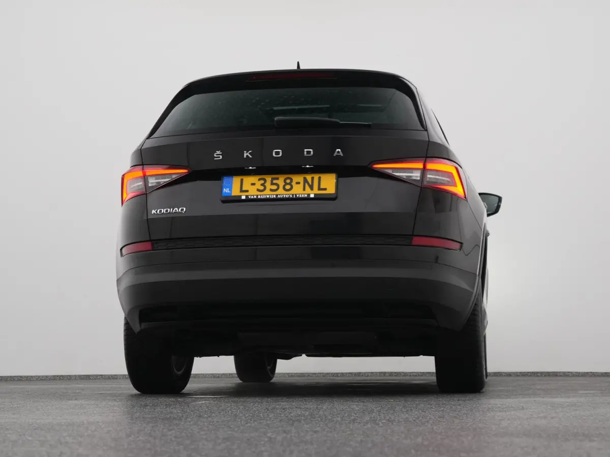1.5 TSI Automaat Business Edition 7-Pers. | PANO | CAMERA | CANTON | STOELVERW.