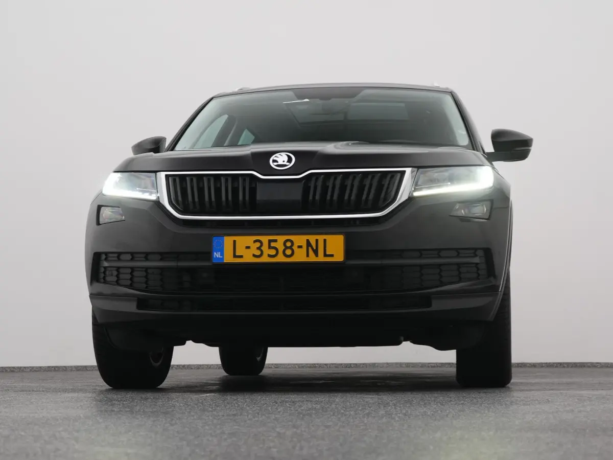 1.5 TSI Automaat Business Edition 7-Pers. | PANO | CAMERA | CANTON | STOELVERW.