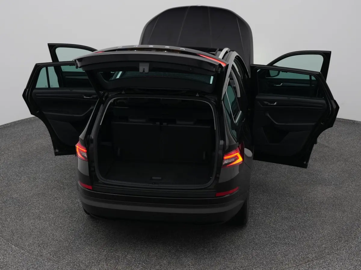 1.5 TSI Automaat Business Edition 7-Pers. | PANO | CAMERA | CANTON | STOELVERW.