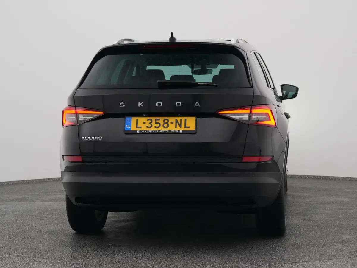1.5 TSI Automaat Business Edition 7-Pers. | PANO | CAMERA | CANTON | STOELVERW.