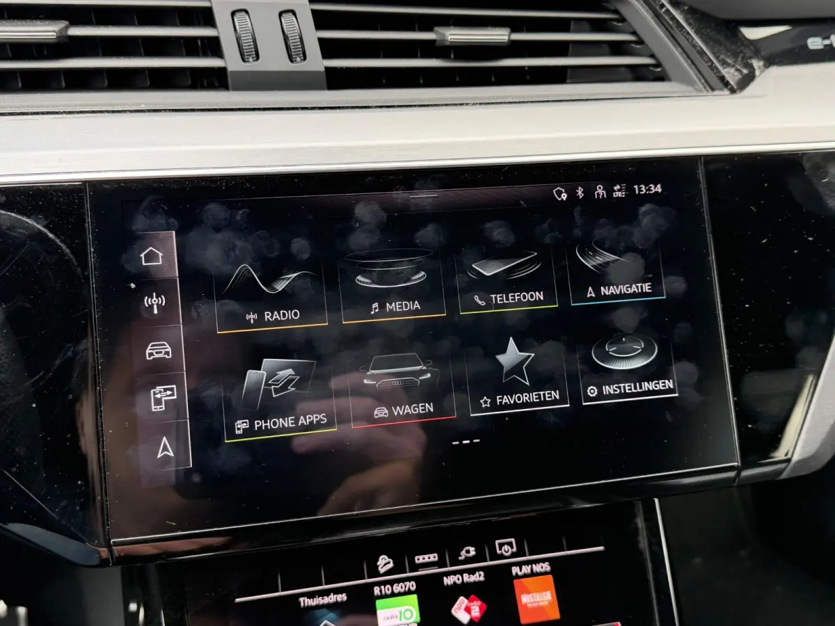 55 quattro S Edition Competition 115 kWh SOH 90% | Panoramadak | Luchtvering | Camera | Bang & Olufsen | Matrix LED |