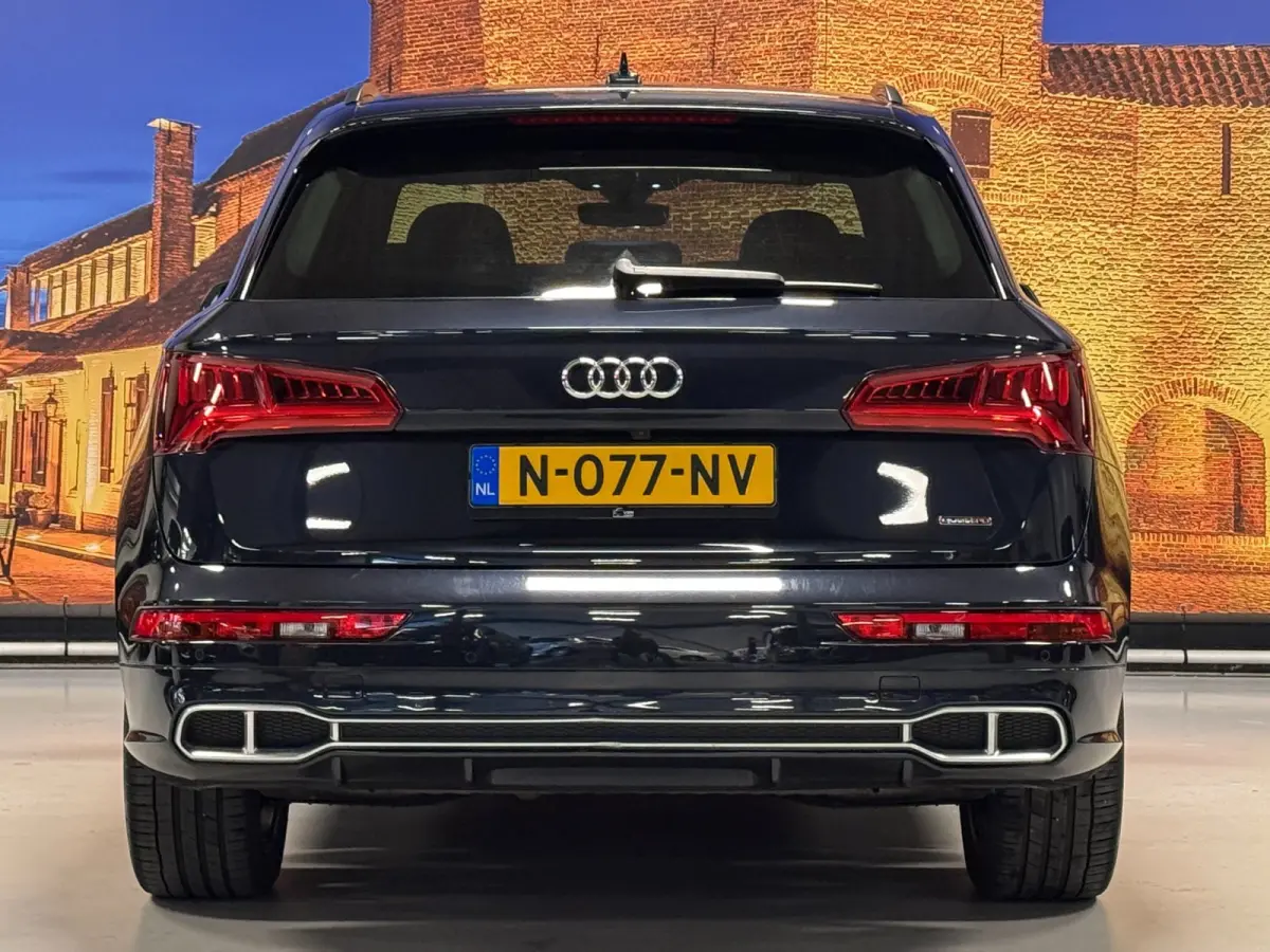 55 TFSI e Quattro S-Edition B&O Virtual Cockpit Camera