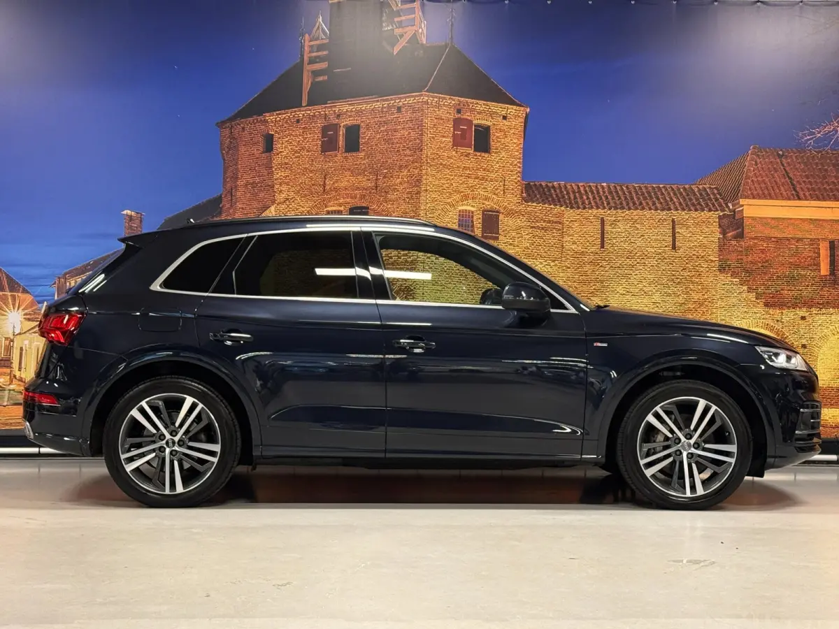 55 TFSI e Quattro S-Edition B&O Virtual Cockpit Camera