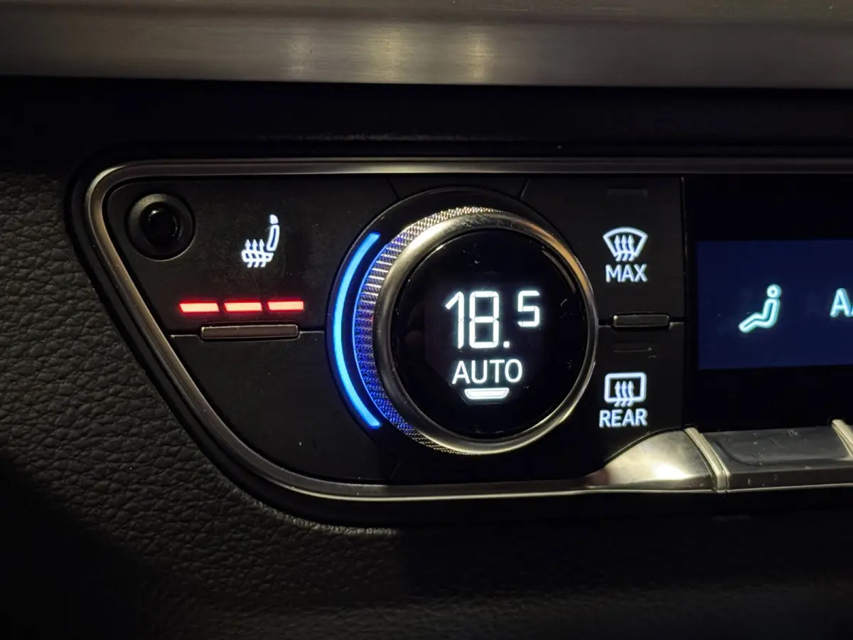55 TFSI e Quattro S-Edition B&O Virtual Cockpit Camera