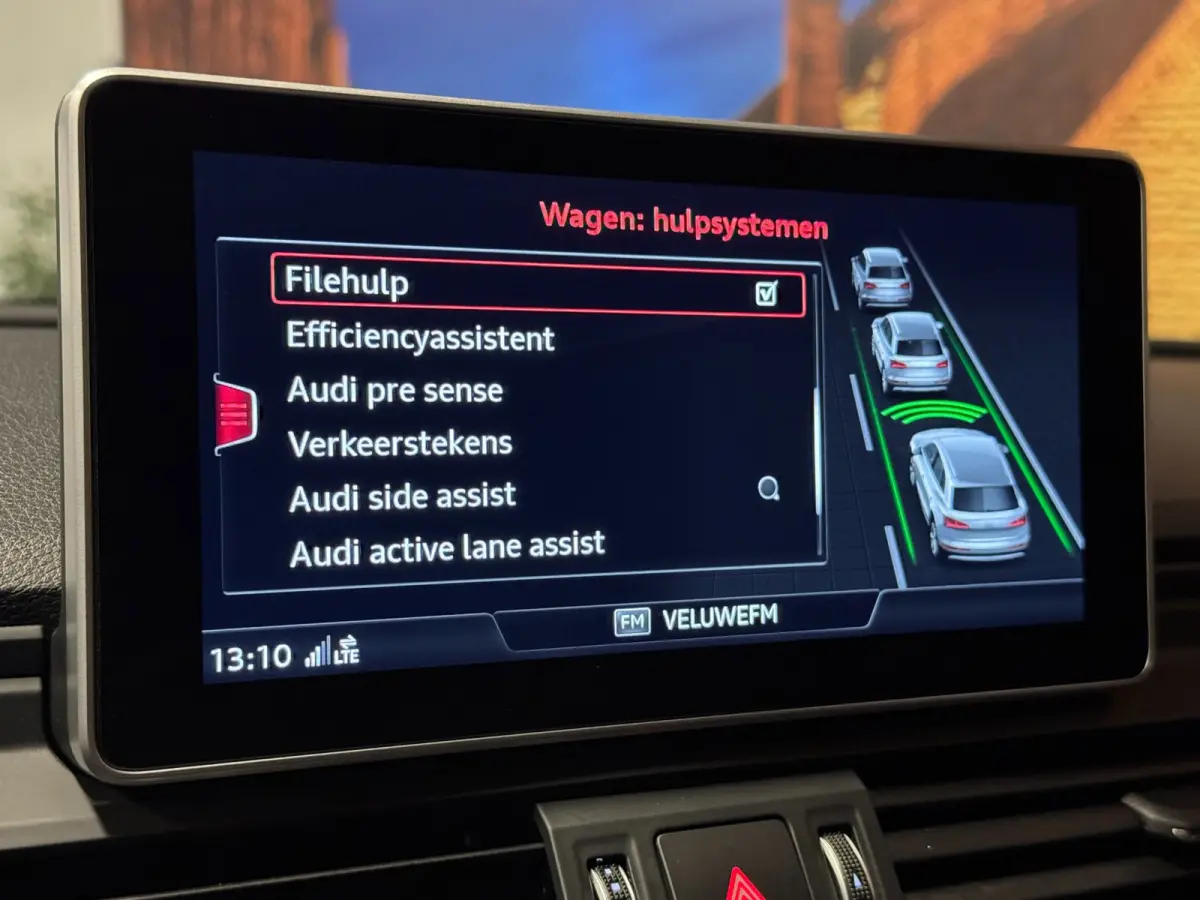 55 TFSI e Quattro S-Edition B&O Virtual Cockpit Camera