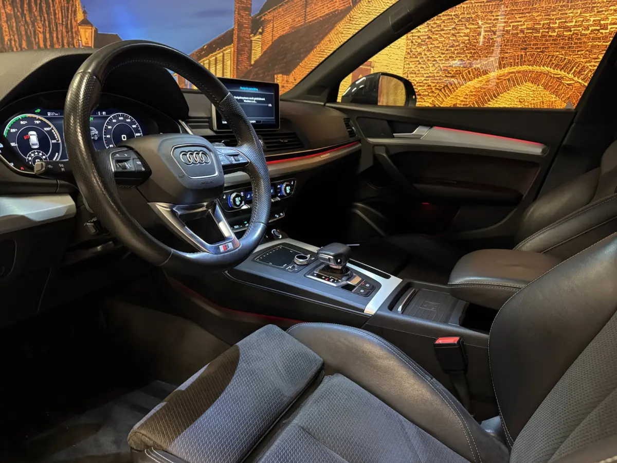 55 TFSI e Quattro S-Edition B&O Virtual Cockpit Camera