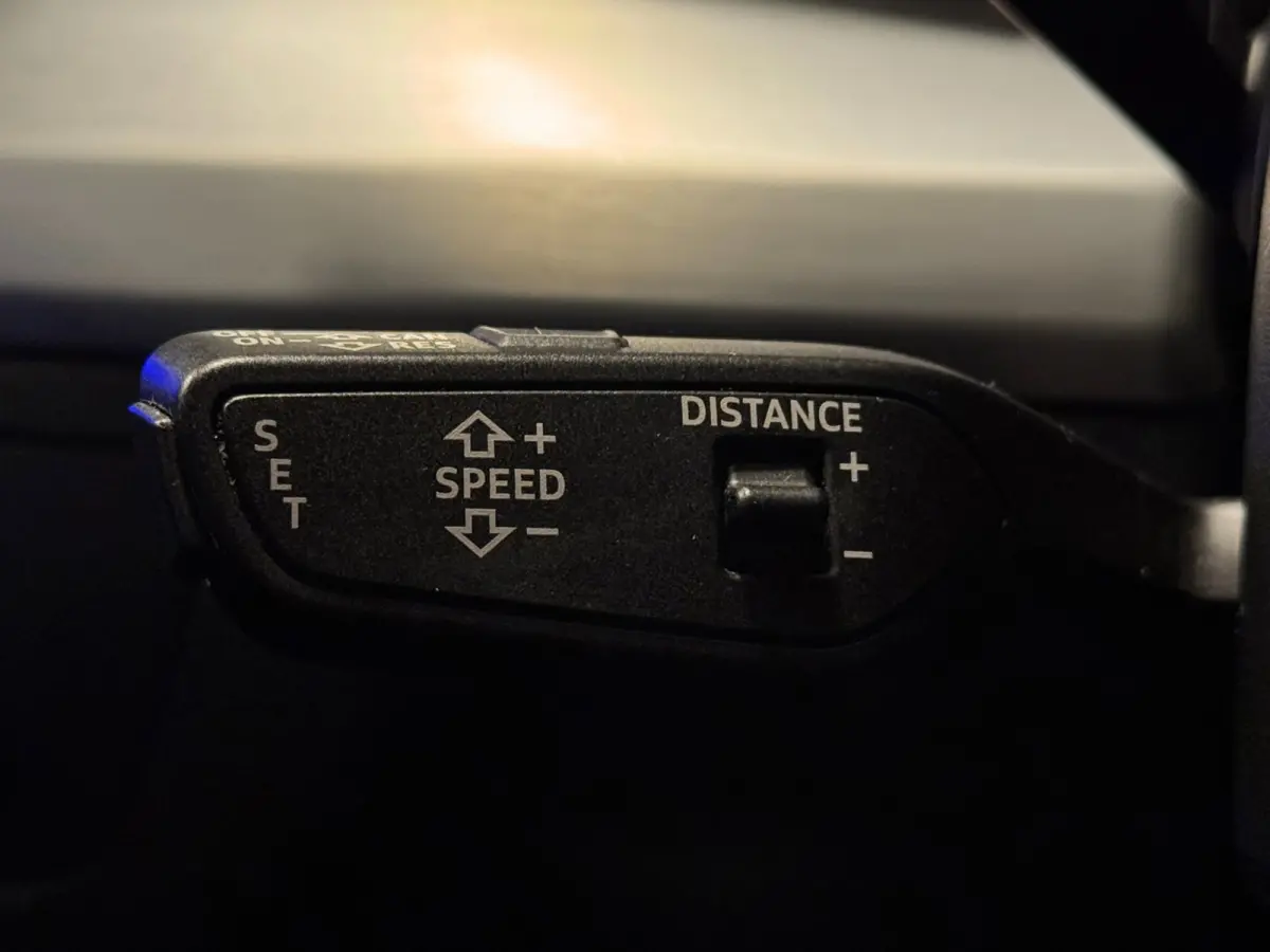 55 TFSI e Quattro S-Edition B&O Virtual Cockpit Camera