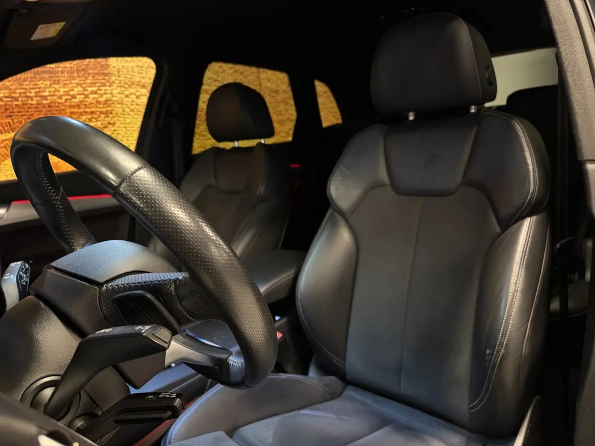 55 TFSI e Quattro S-Edition B&O Virtual Cockpit Camera