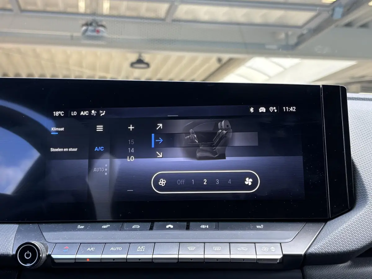 1.2 Turbo Hybrid Business Edition Tot 8 jaar garantie | Apple Carplay/Android Auto