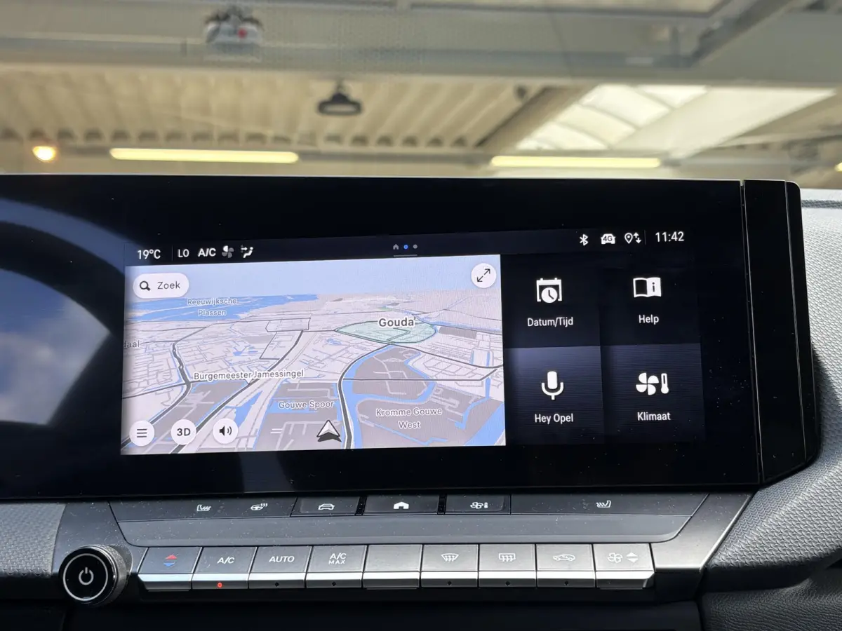 1.2 Turbo Hybrid Business Edition Tot 8 jaar garantie | Apple Carplay/Android Auto