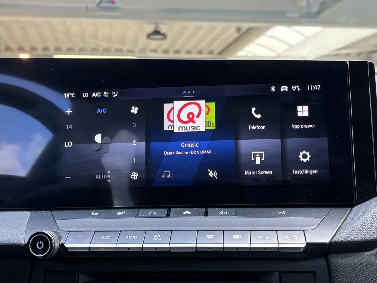 1.2 Turbo Hybrid Business Edition Tot 8 jaar garantie | Apple Carplay/Android Auto