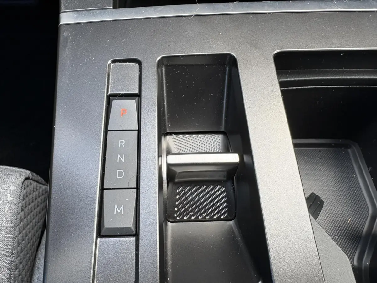 1.2 Turbo Hybrid Business Edition Tot 8 jaar garantie | Apple Carplay/Android Auto