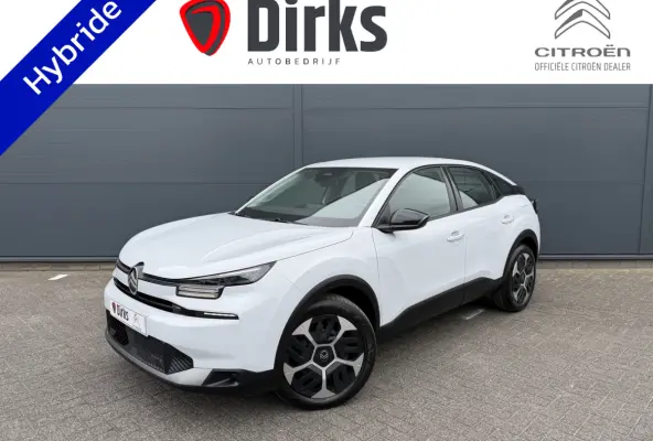 145pk Hybride Plus (Camera - LED - Navigatie - Automatische Airco - Parkeersensoren - Apple Carplay)