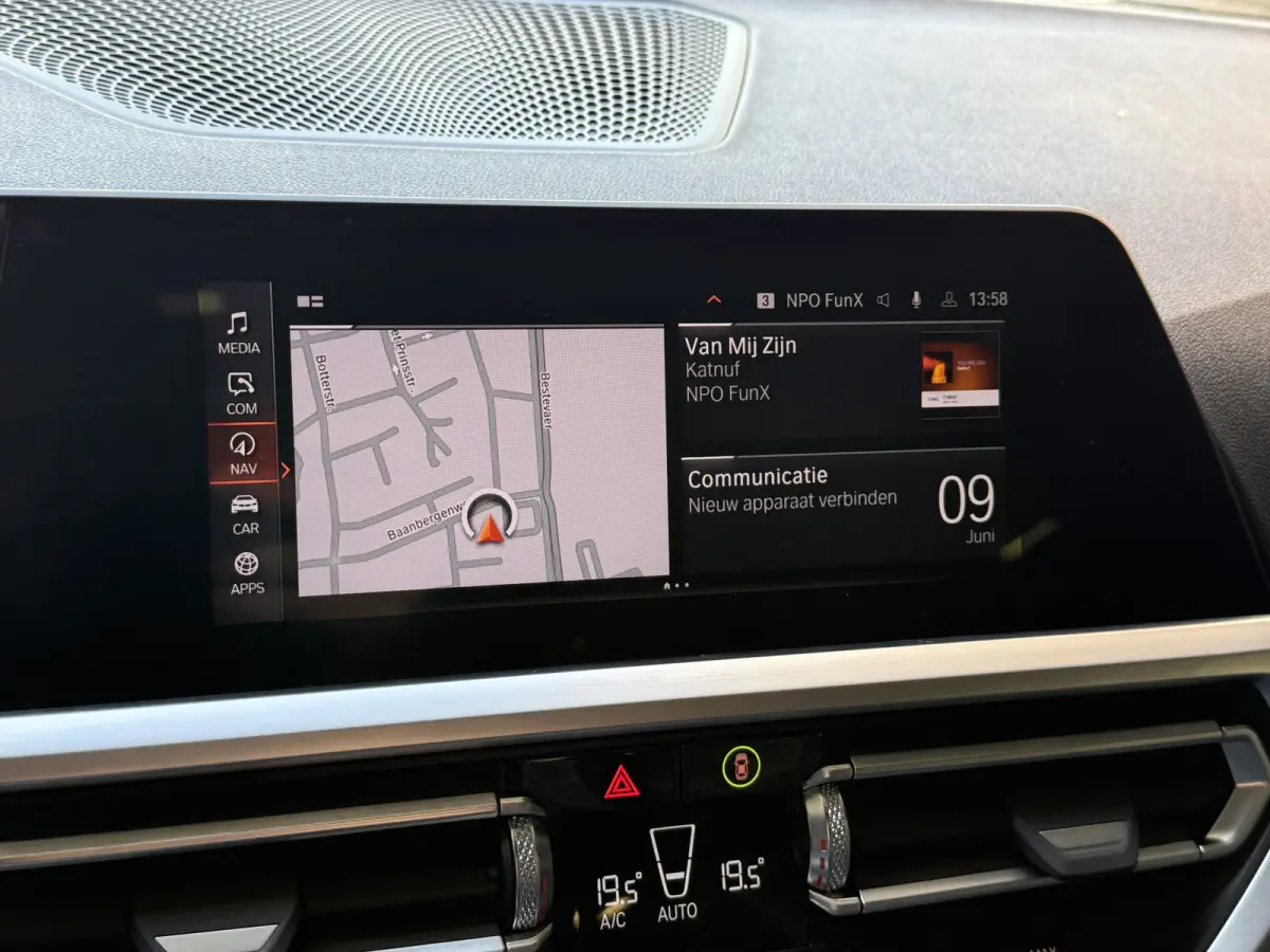 420i 184PK | Model 2022 | Schuifdak | LED | Apple Carplay | Camera