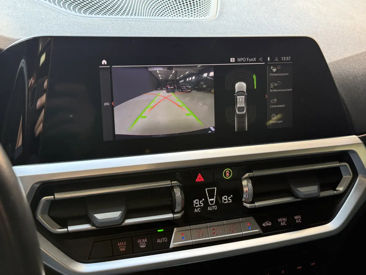 420i 184PK | Model 2022 | Schuifdak | LED | Apple Carplay | Camera