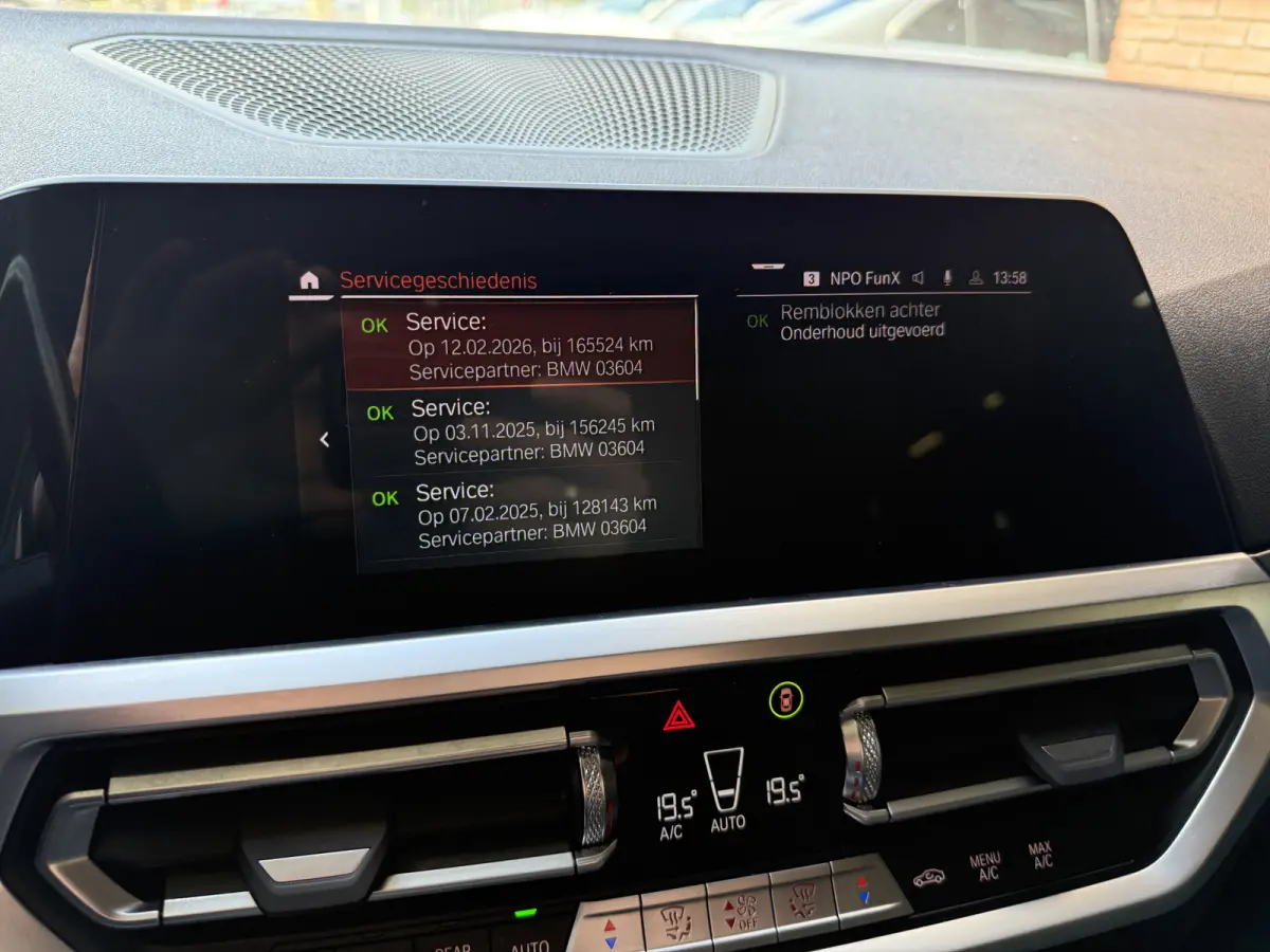 420i 184PK | Model 2022 | Schuifdak | LED | Apple Carplay | Camera