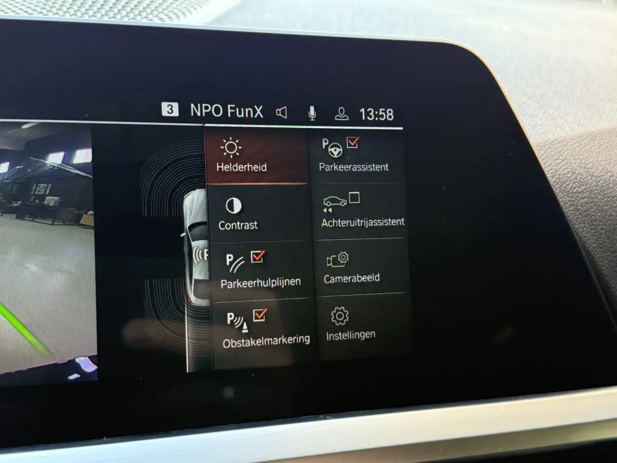 420i 184PK | Model 2022 | Schuifdak | LED | Apple Carplay | Camera