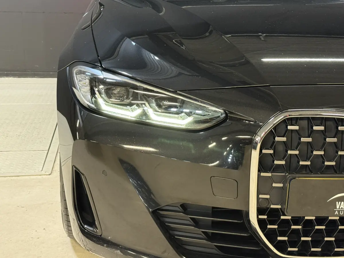 420i 184PK | Model 2022 | Schuifdak | LED | Apple Carplay | Camera