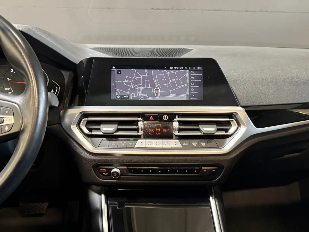 420i 184PK | Model 2022 | Schuifdak | LED | Apple Carplay | Camera