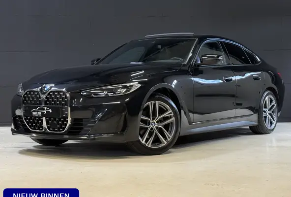 420i 184PK | Model 2022 | Schuifdak | LED | Apple Carplay | Camera