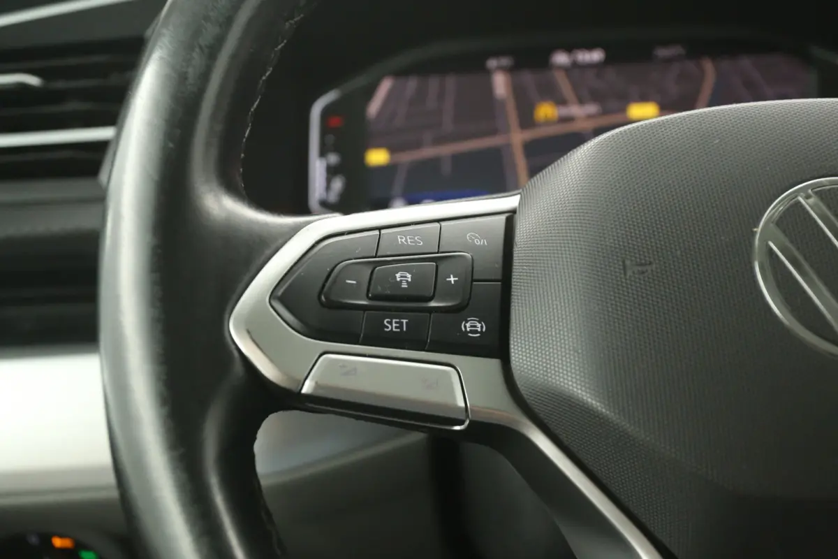 2.0 TDI BULLI 150PK L2H1 | Automaat | Dubbele Cabine | Airco | Cruise | Virtual | Camera | Carplay | Trekhaak