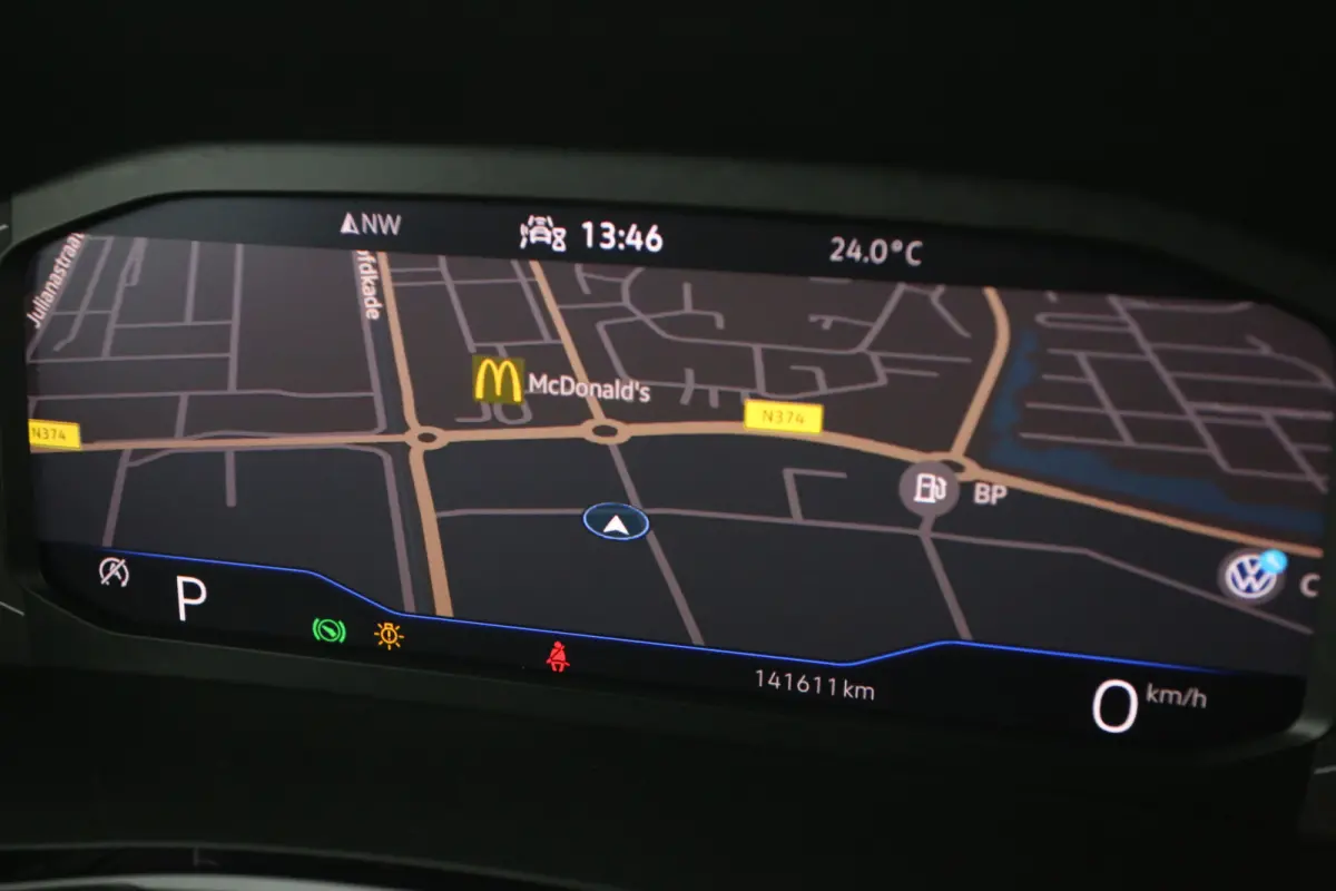 2.0 TDI BULLI 150PK L2H1 | Automaat | Dubbele Cabine | Airco | Cruise | Virtual | Camera | Carplay | Trekhaak