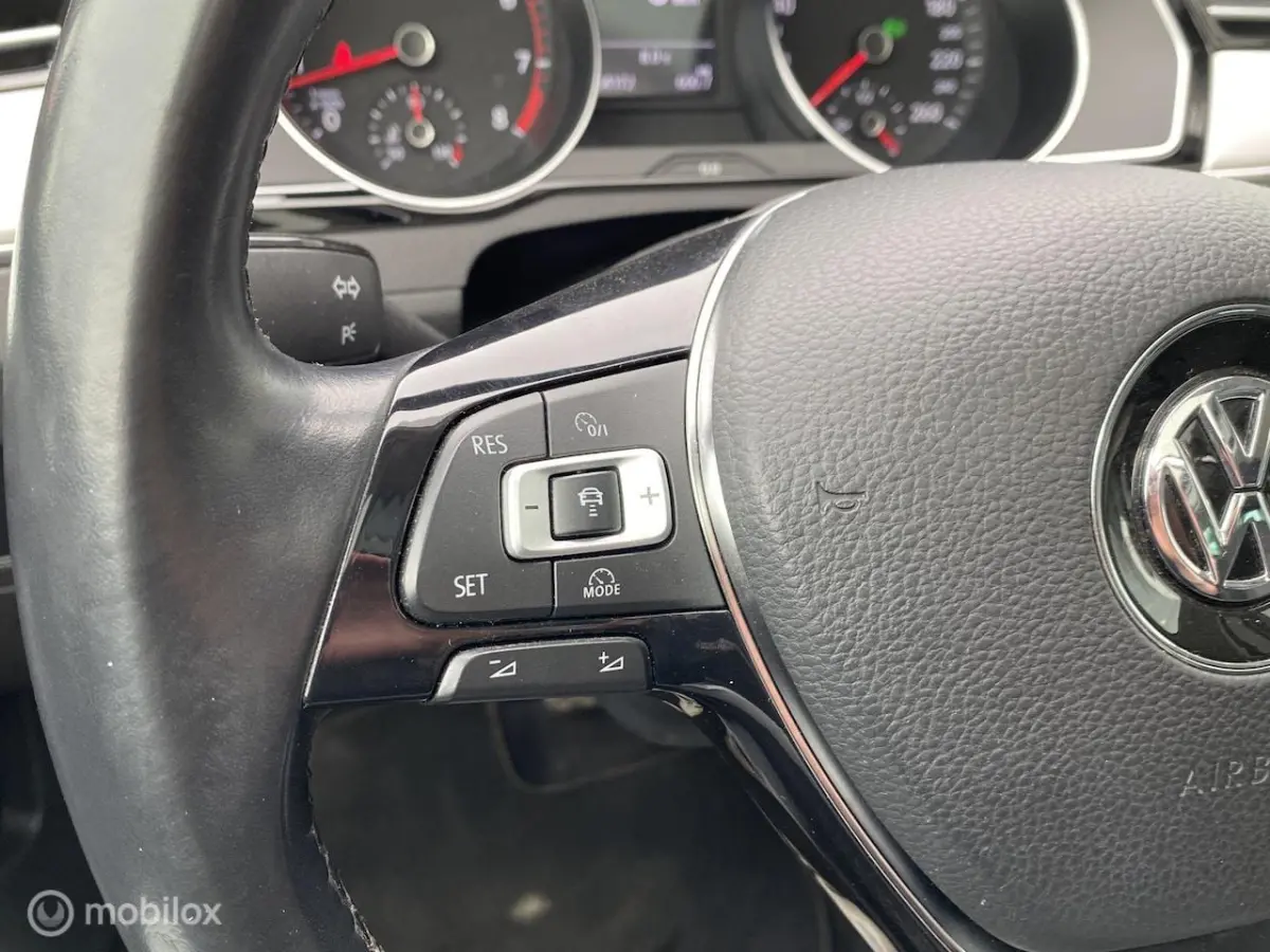 1.4 TSI Comfortline Automaat en Schuifdak | Clima | Cruise | Navigatie | 1e Eigenaar | LM