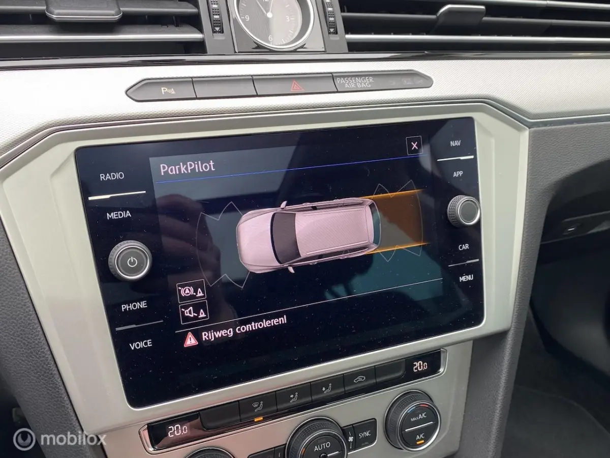 1.4 TSI Comfortline Automaat en Schuifdak | Clima | Cruise | Navigatie | 1e Eigenaar | LM