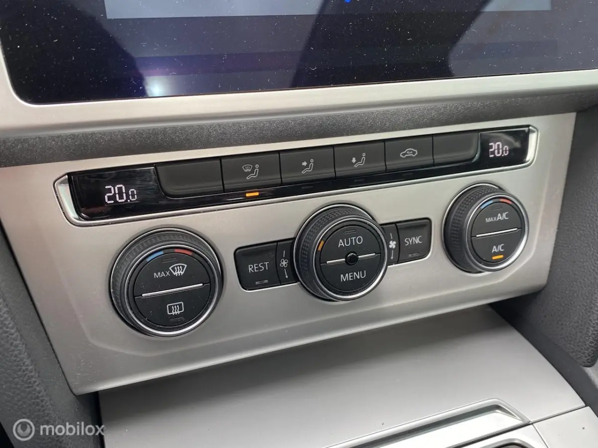 1.4 TSI Comfortline Automaat en Schuifdak | Clima | Cruise | Navigatie | 1e Eigenaar | LM