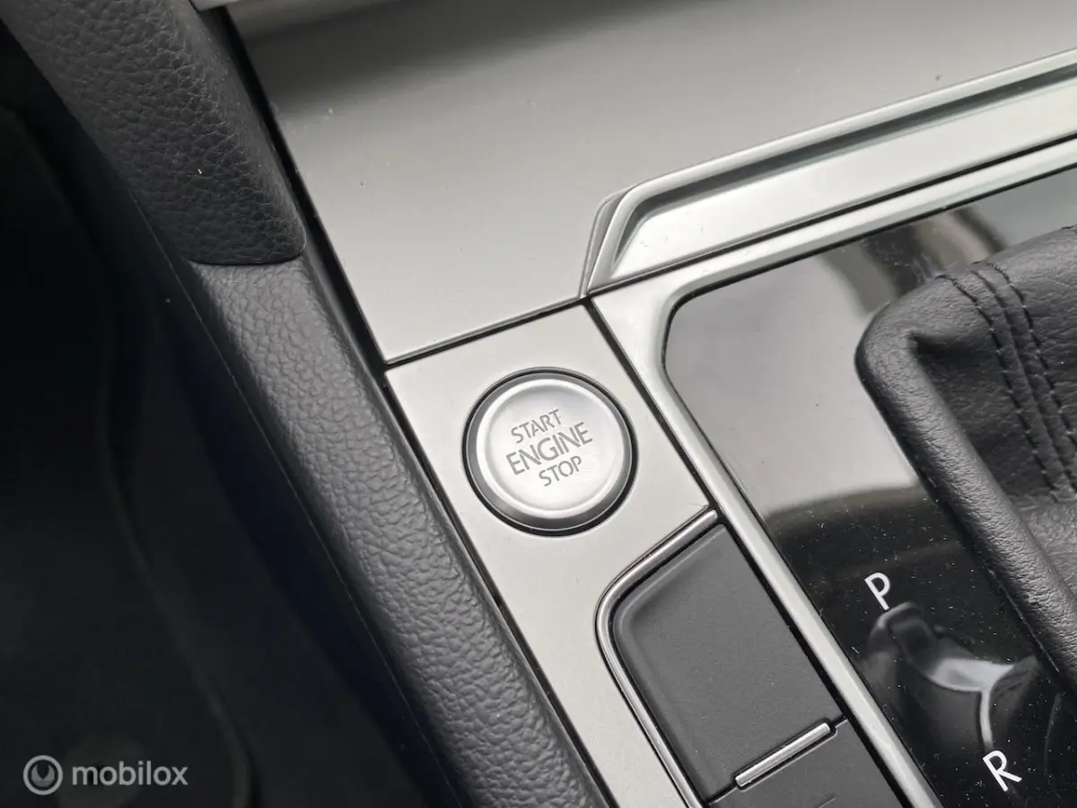 1.4 TSI Comfortline Automaat en Schuifdak | Clima | Cruise | Navigatie | 1e Eigenaar | LM