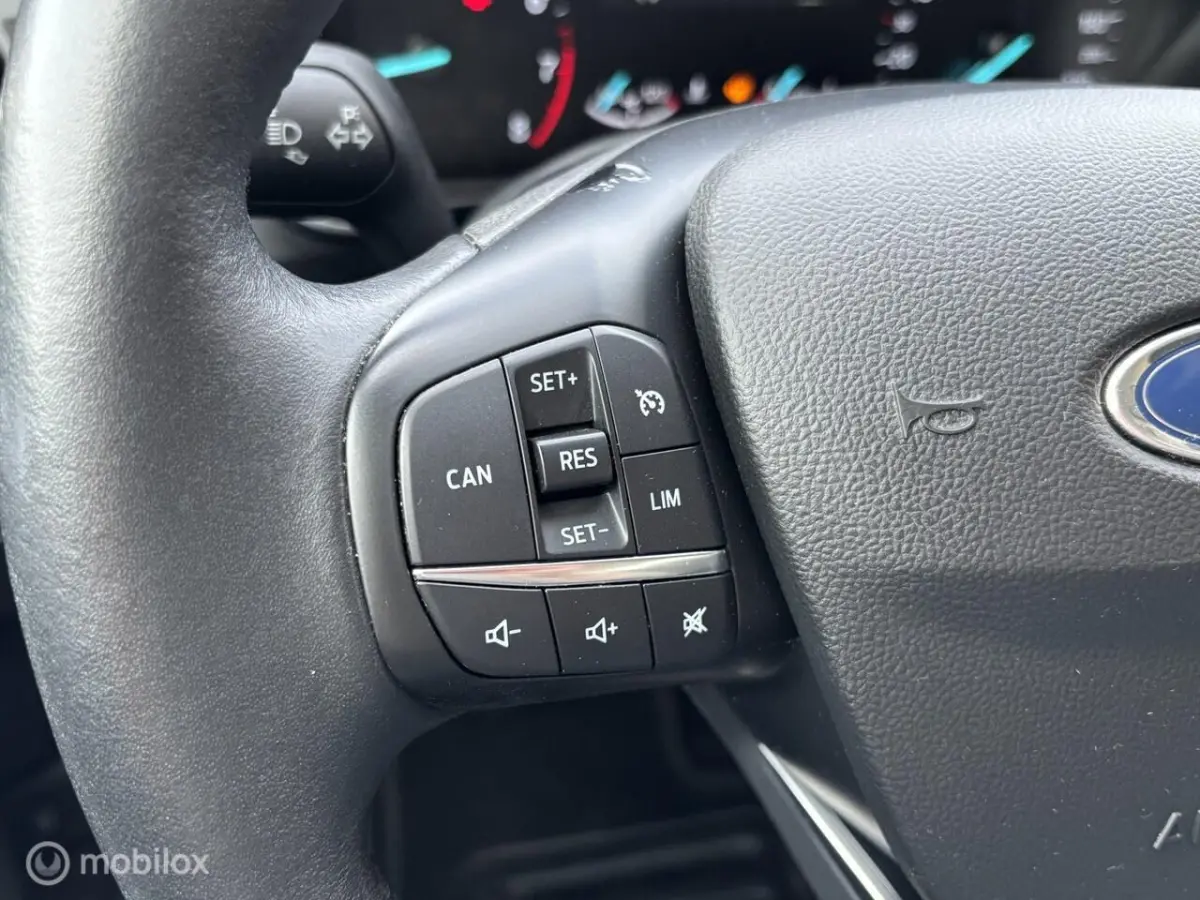 1.0 EcoBoost Trend Edition Business | Airco | Camera | PDC V+A | Navigatie | LM Velgen | C