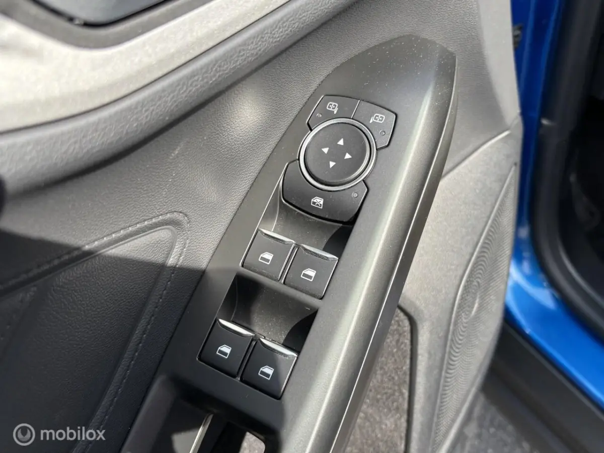 1.0 EcoBoost Trend Edition Business | Airco | Camera | PDC V+A | Navigatie | LM Velgen | C