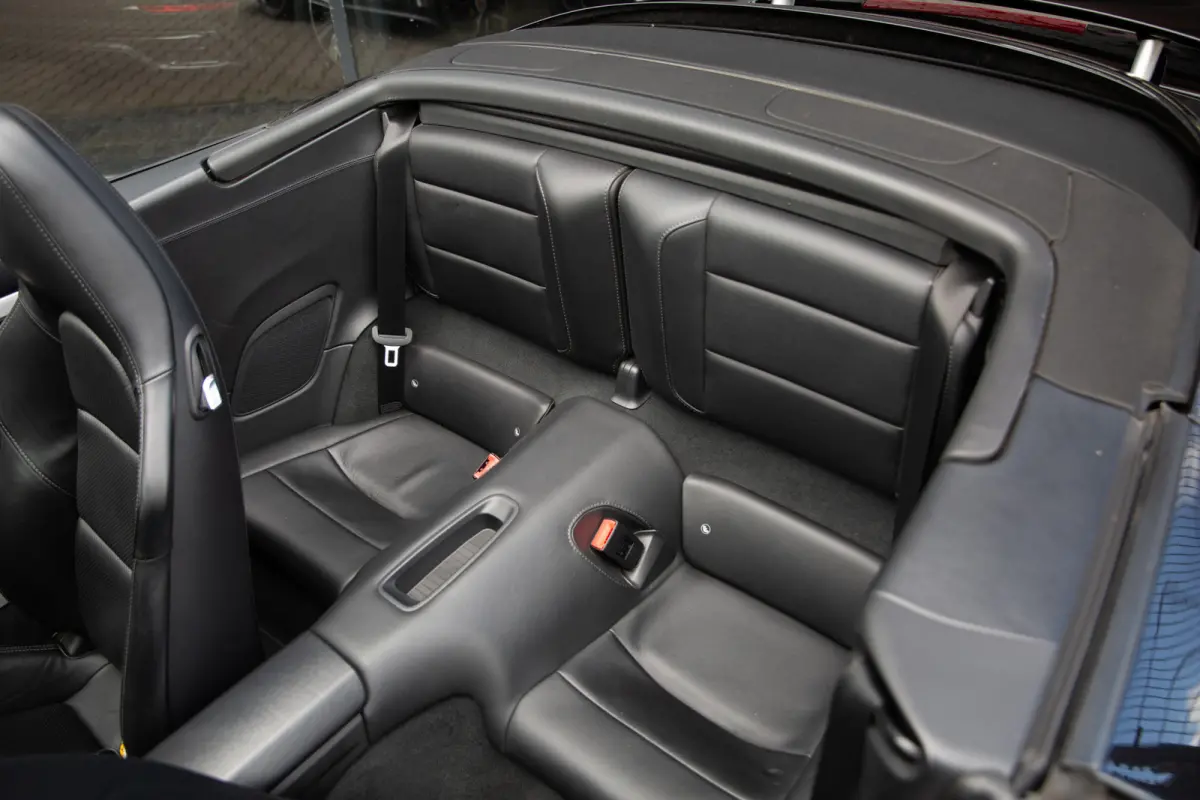 3.8 Turbo S 561PK , NL-auto, Keramisch, Bose, 18-voudig
