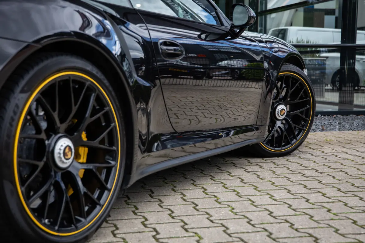 3.8 Turbo S 561PK , NL-auto, Keramisch, Bose, 18-voudig