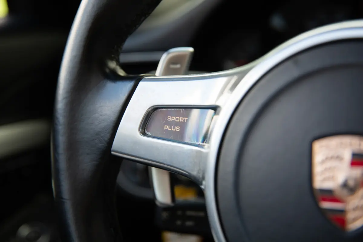 3.8 Turbo S 561PK , NL-auto, Keramisch, Bose, 18-voudig