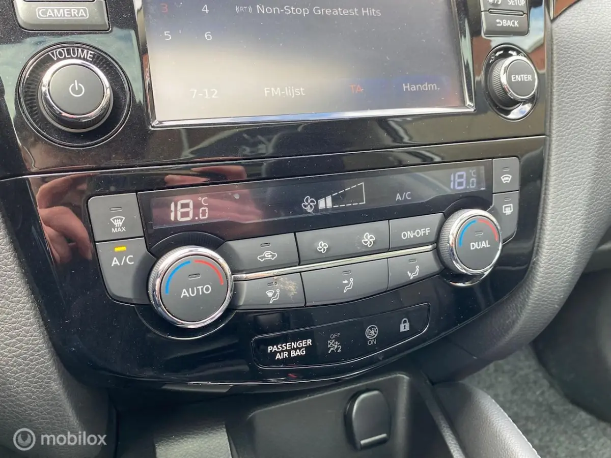 1.2 Business Edition Automaat | 360° Camera | Navi | Cruise | Lane Assist | Keyless Entry