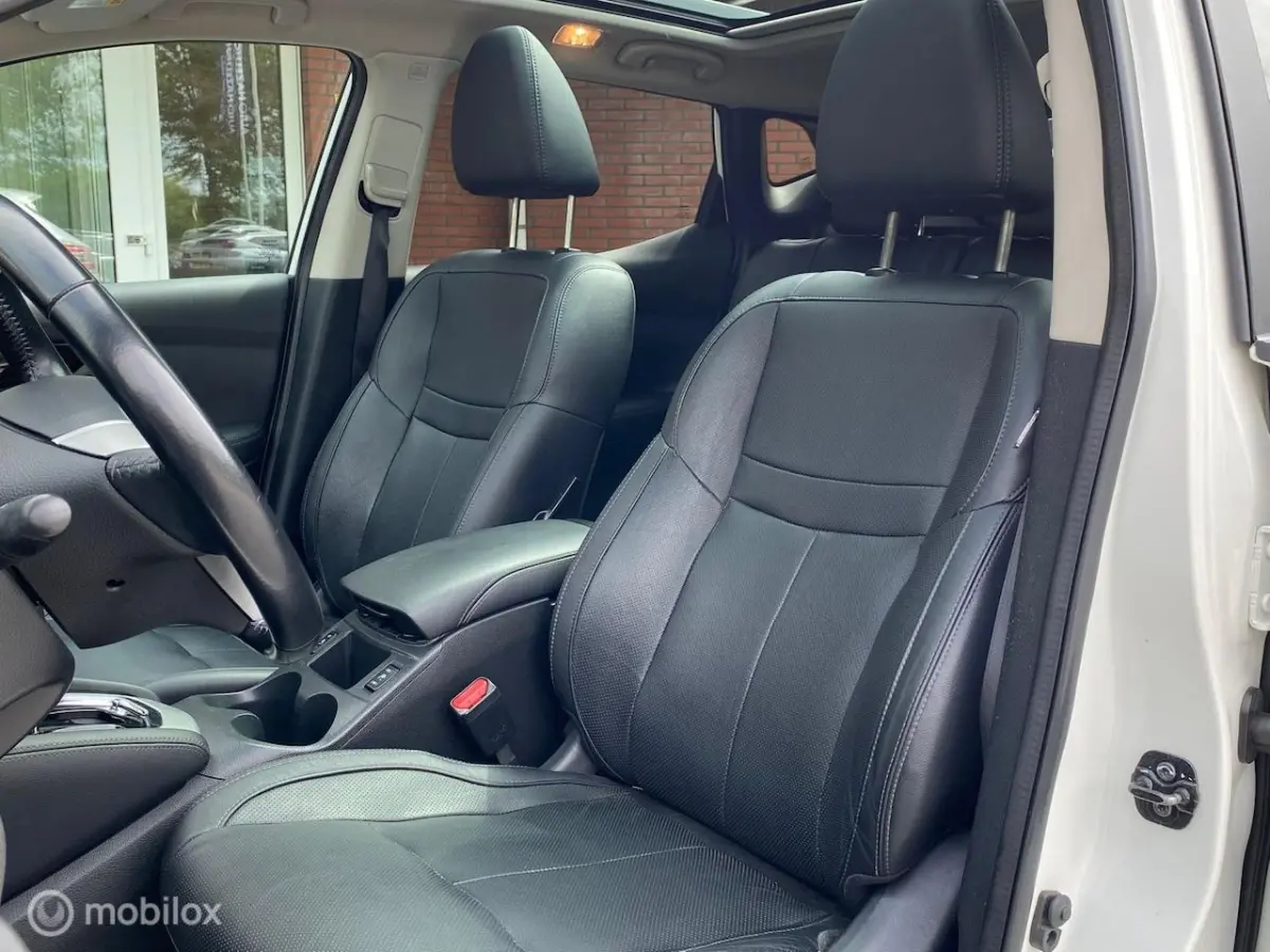 1.2 Business Edition Automaat | 360° Camera | Navi | Cruise | Lane Assist | Keyless Entry
