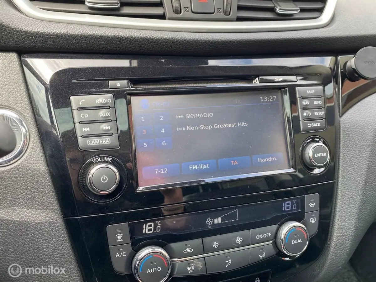 1.2 Business Edition Automaat | 360° Camera | Navi | Cruise | Lane Assist | Keyless Entry
