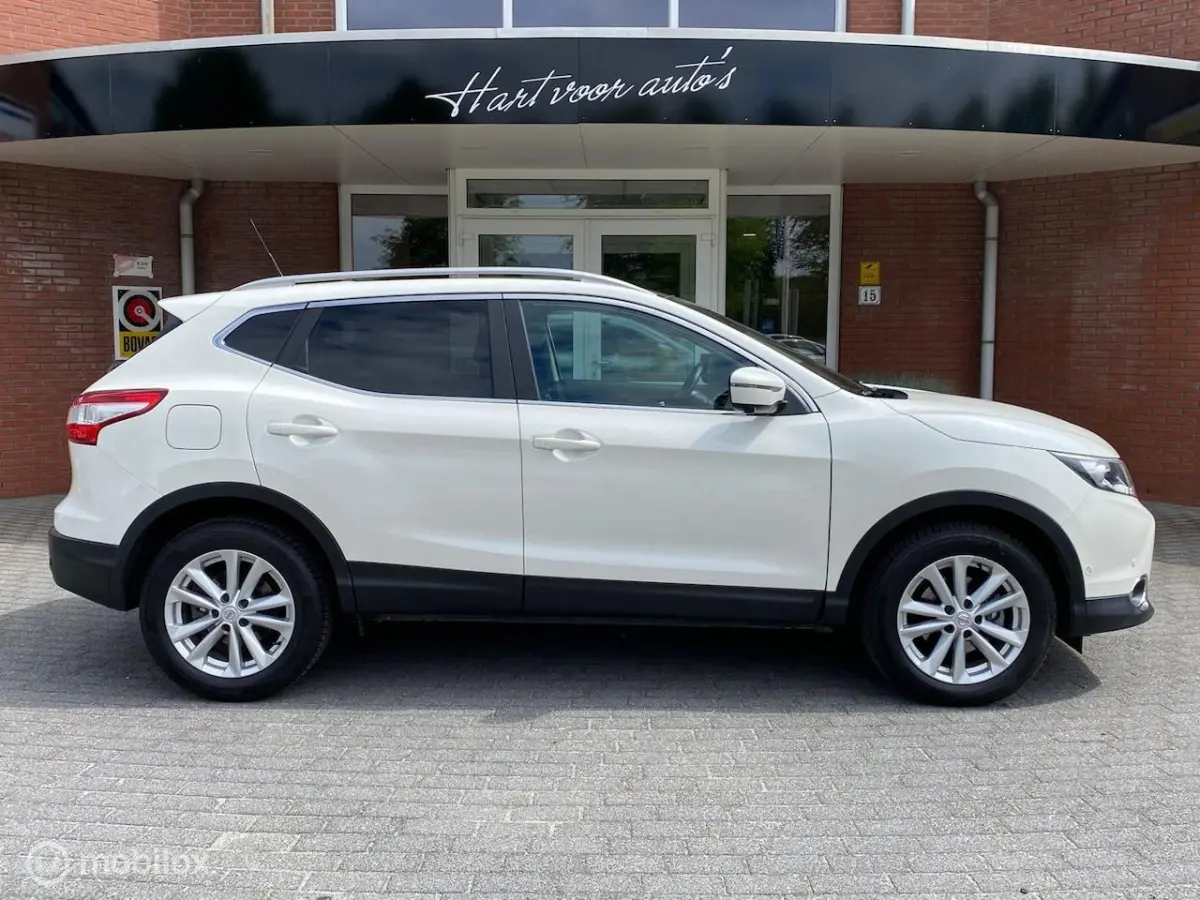 1.2 Business Edition Automaat | 360° Camera | Navi | Cruise | Lane Assist | Keyless Entry