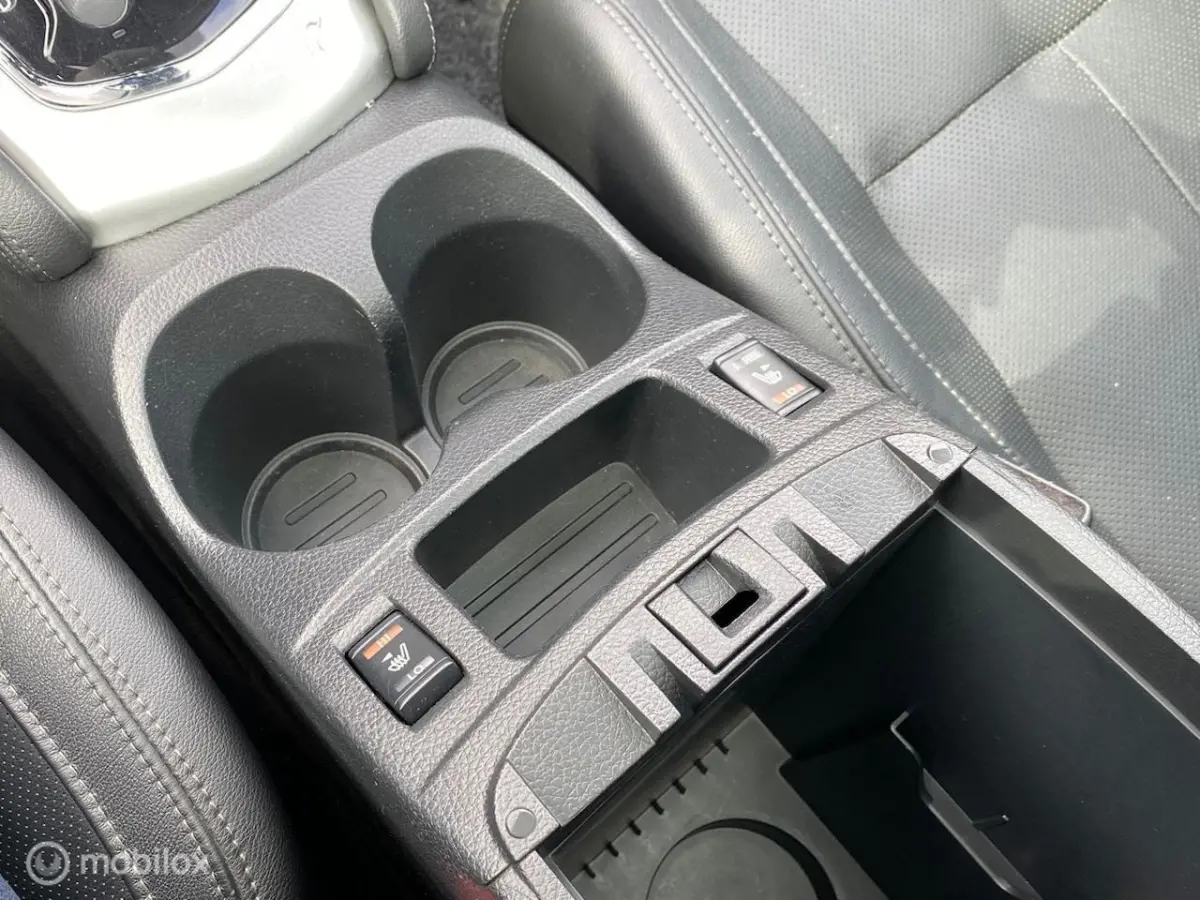 1.2 Business Edition Automaat | 360° Camera | Navi | Cruise | Lane Assist | Keyless Entry