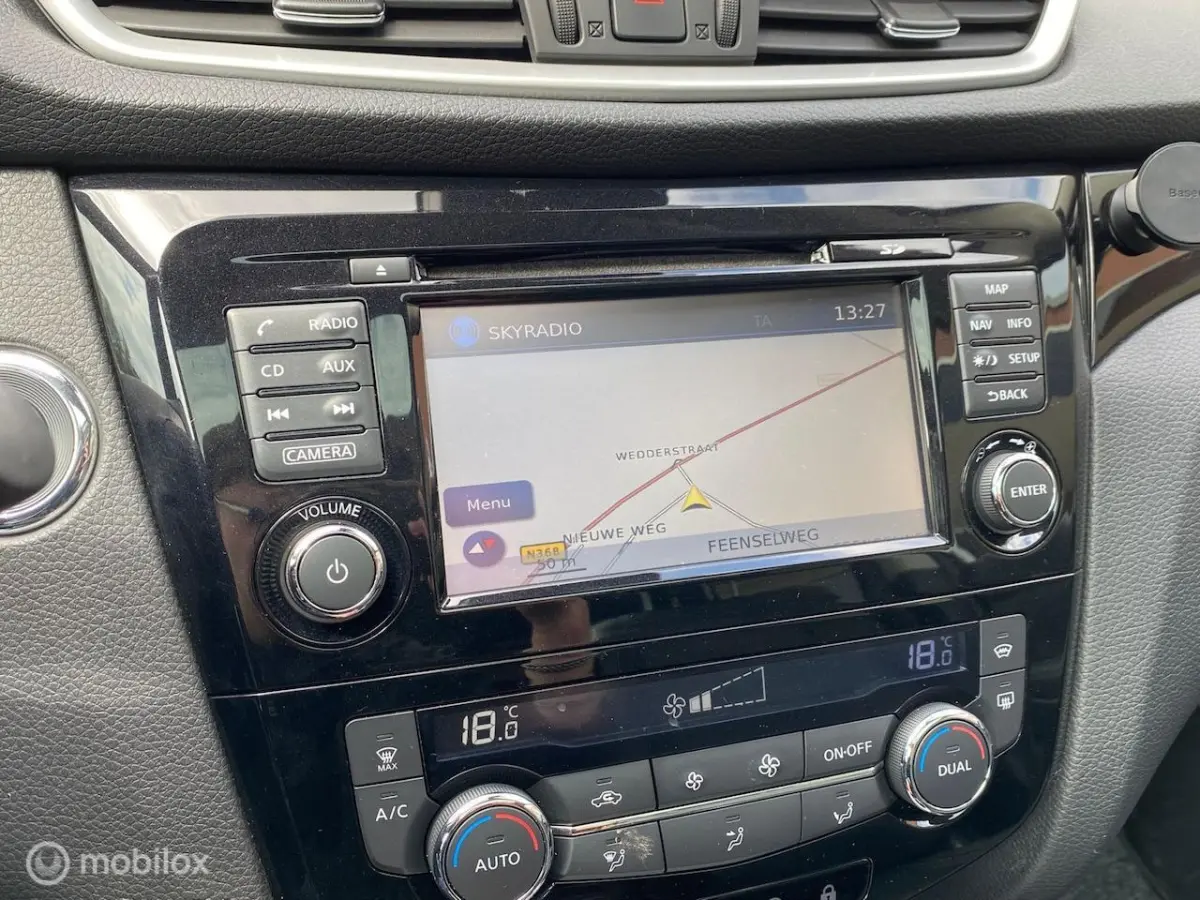 1.2 Business Edition Automaat | 360° Camera | Navi | Cruise | Lane Assist | Keyless Entry