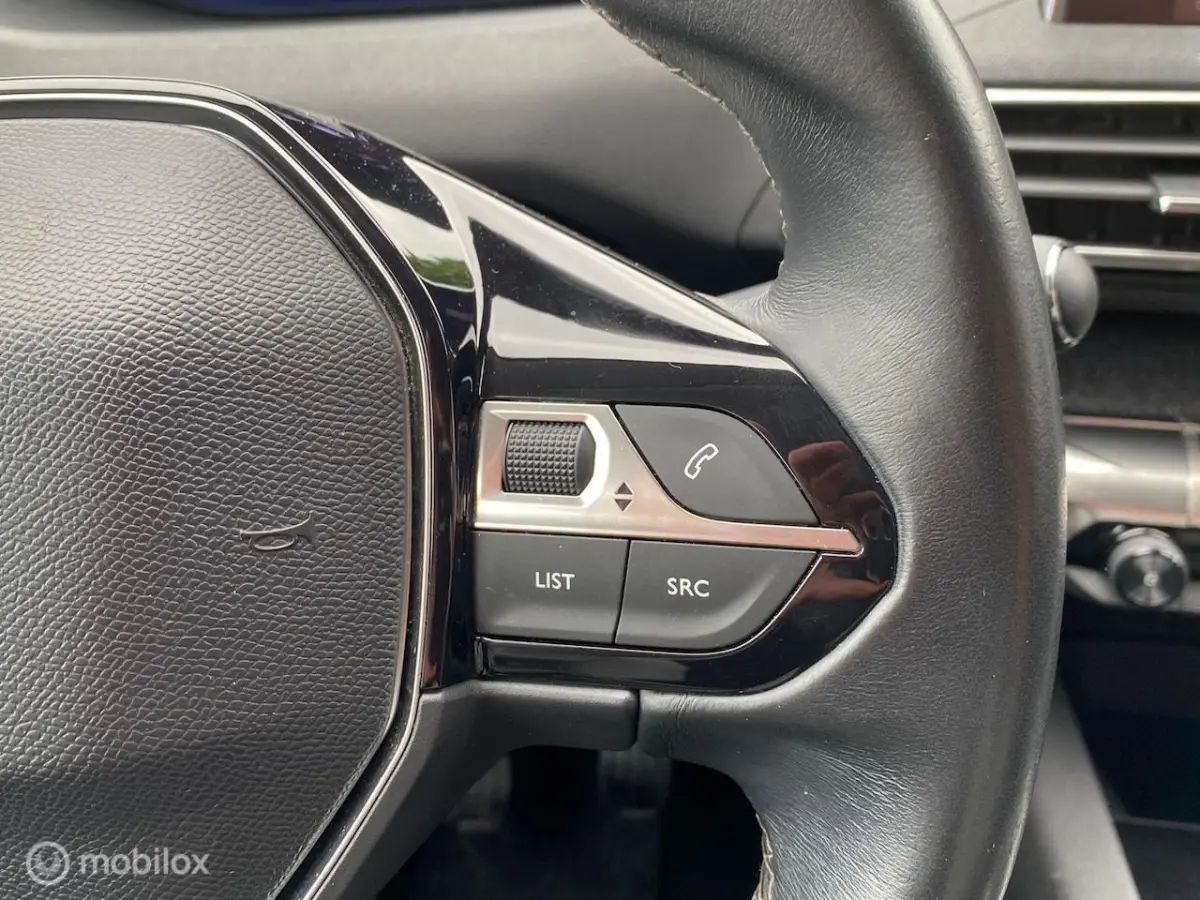1.2 Puretech Premiere | Clima | Cruise | LM Velgen | Navigatie | Camera | Apple Carplay/An