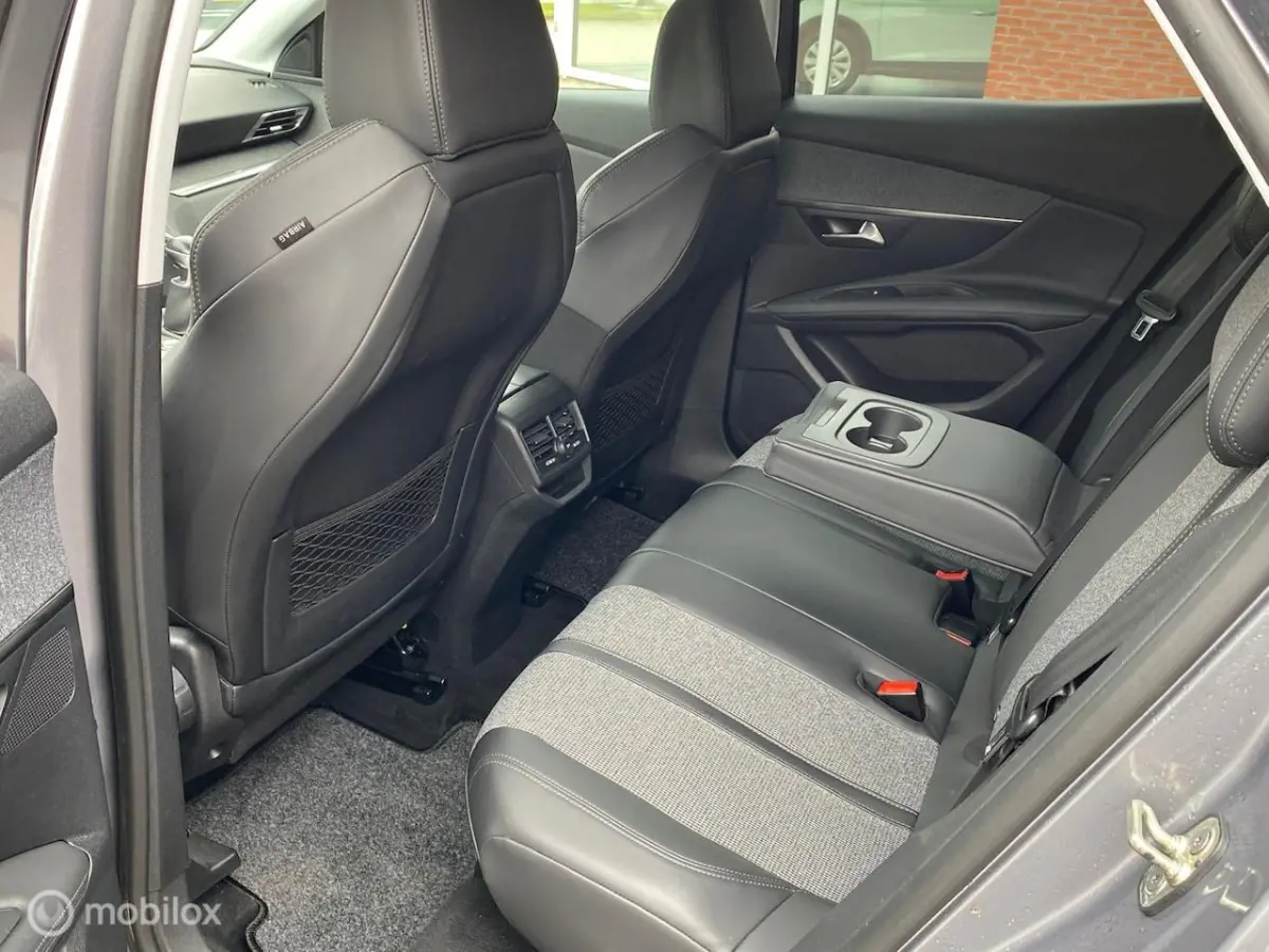 1.2 Puretech Premiere | Clima | Cruise | LM Velgen | Navigatie | Camera | Apple Carplay/An
