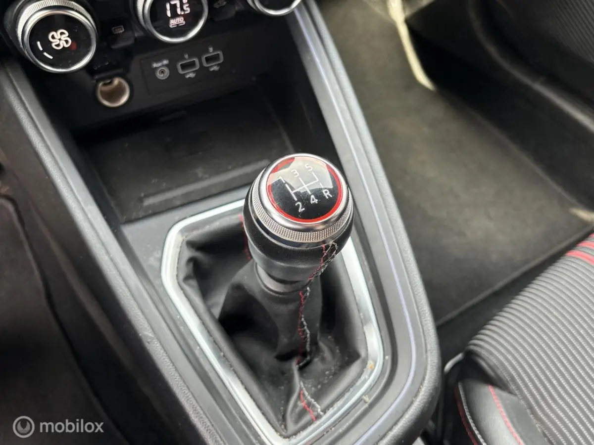 1.0 TCe R.S. Line | Keyless | Bose | Cruise | LED | Trekhaak | Camera V+A | PDC | stoelver