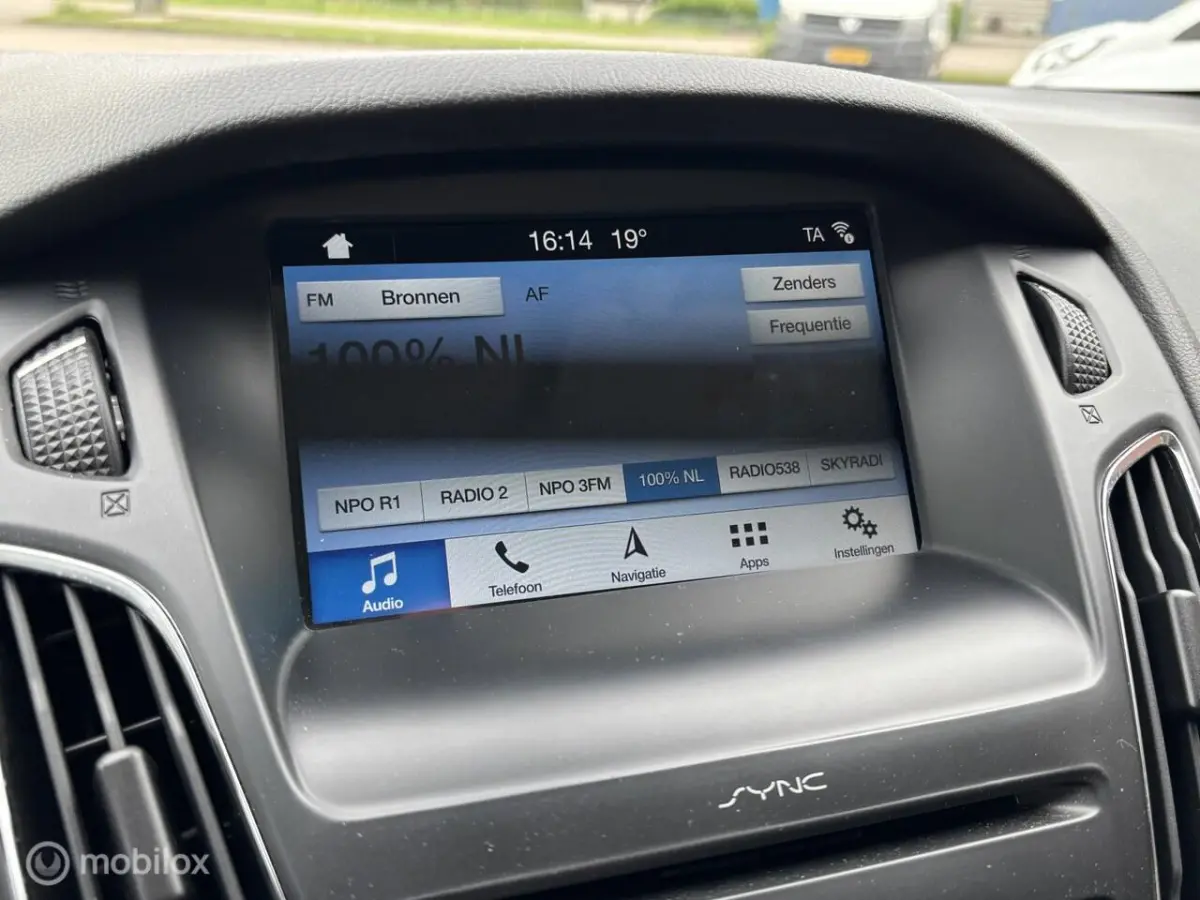 1.0 Lease Edition | Clima | Cruise | Apple Carplay/Android Auto | PDC Achter | RIJ