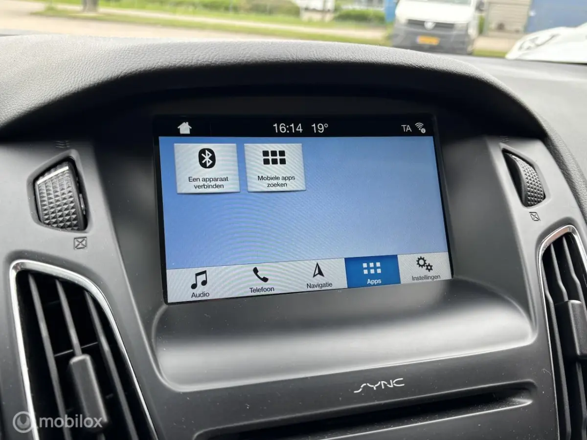 1.0 Lease Edition | Clima | Cruise | Apple Carplay/Android Auto | PDC Achter | RIJ