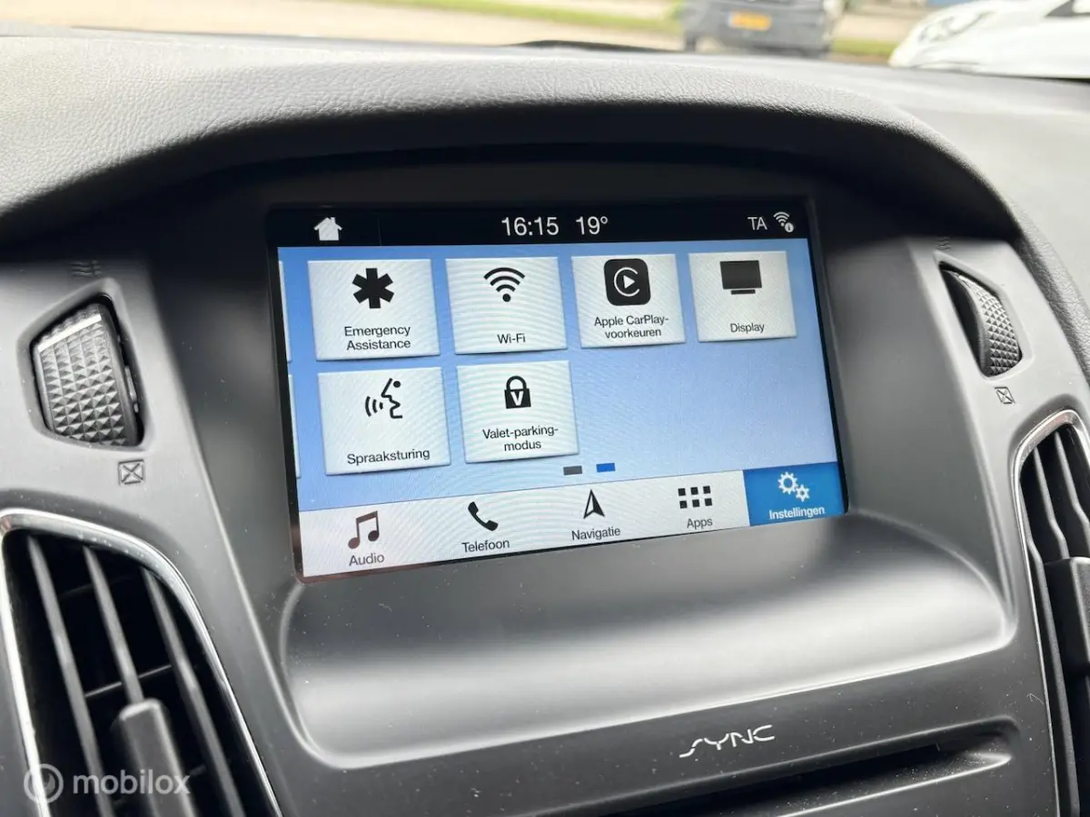 1.0 Lease Edition | Clima | Cruise | Apple Carplay/Android Auto | PDC Achter | RIJ