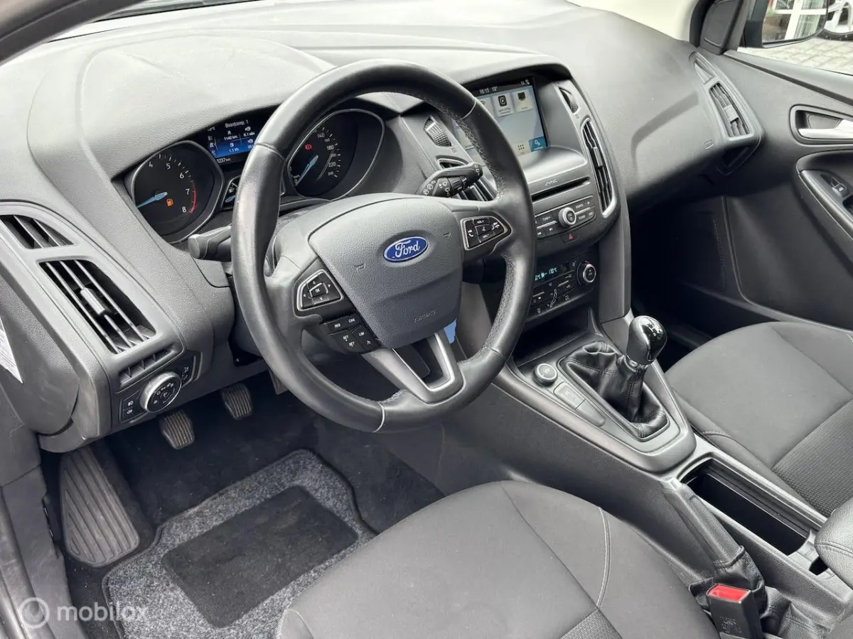 1.0 Lease Edition | Clima | Cruise | Apple Carplay/Android Auto | PDC Achter | RIJ