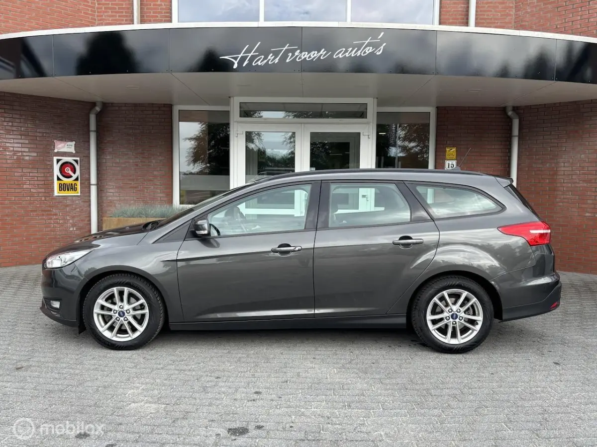 1.0 Lease Edition | Clima | Cruise | Apple Carplay/Android Auto | PDC Achter | RIJ